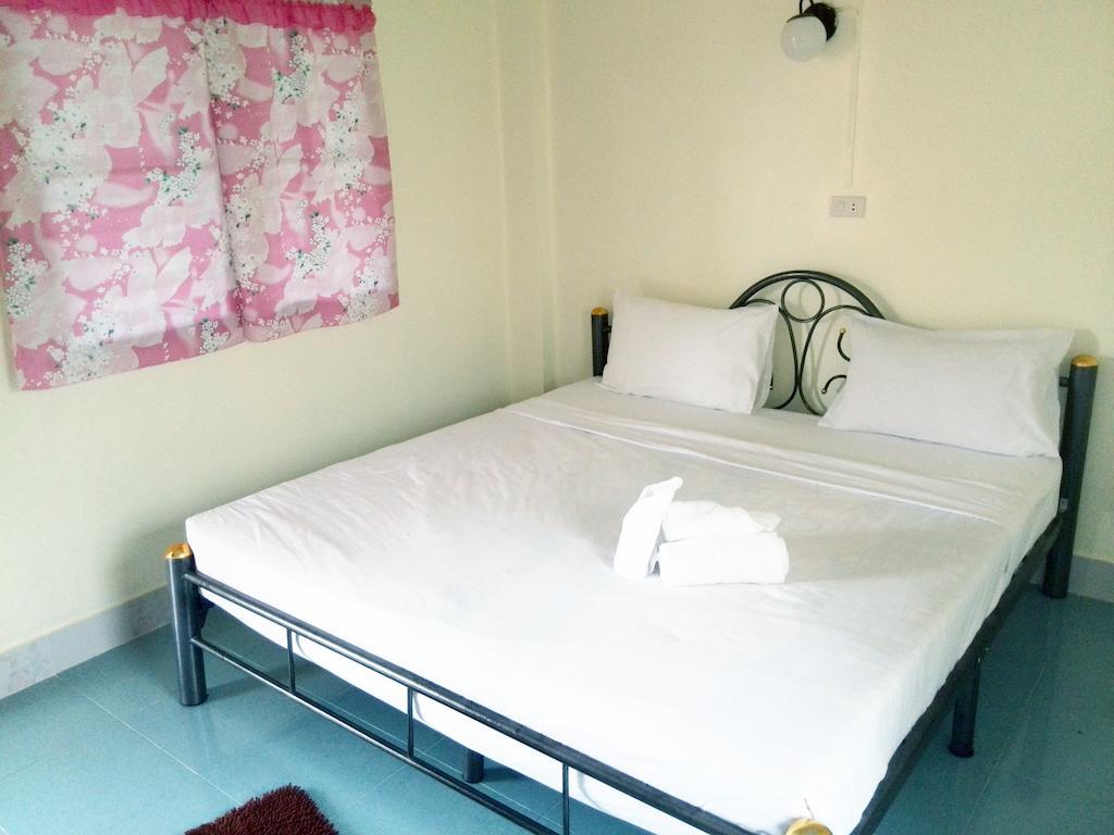 Sangaroon Hotel プワ 部屋 写真