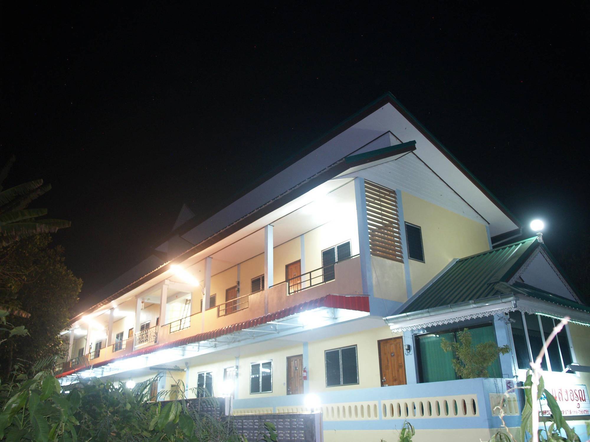 Sangaroon Hotel プワ エクステリア 写真